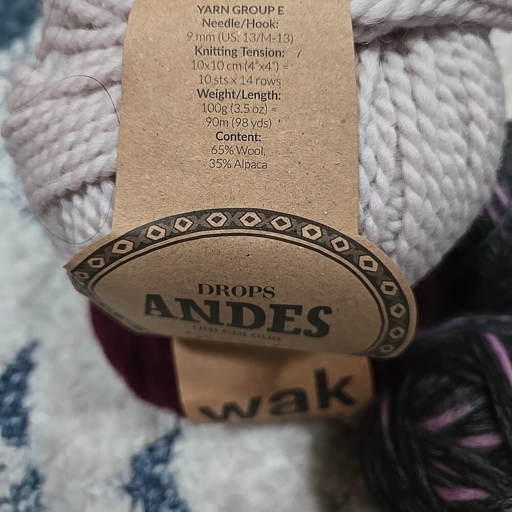 Drops Andes, Sierra Yarn & WAK Yarn Lot - Gray with Pink & Burgundy - Picture 2 of 7